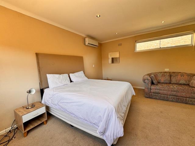 To Let 3 Bedroom Property for Rent in Sea Point Western Cape